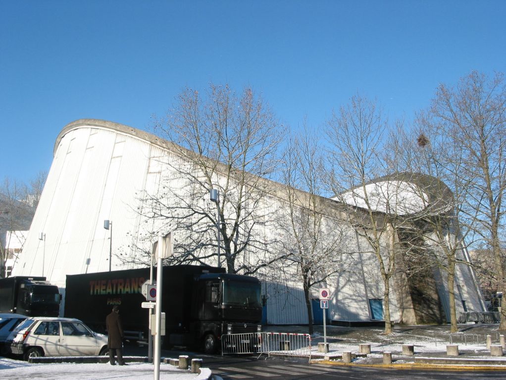 Arènes